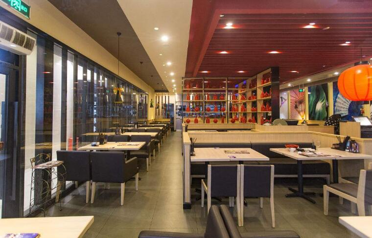 快餐店怎么做才吸引人(吸引顾客的快餐店经营策略)